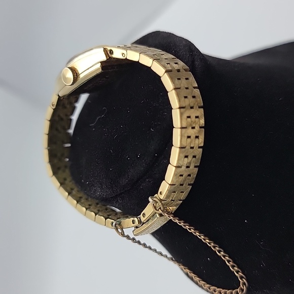 Seiko Ladies Watch October 1981 - Picture 4 of 8